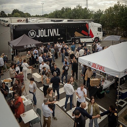 Accueil des clients et partenaires aux portes ouvertes de Jolival